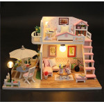 Dvojposchodový drevený model domčeka pre bábiky na zostavenie